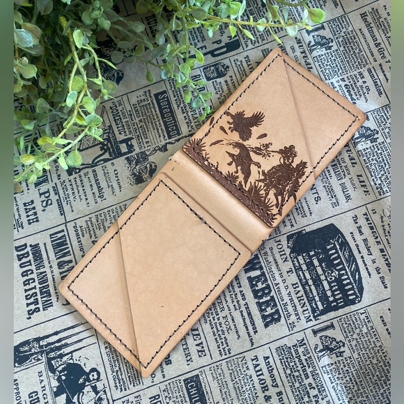 NWT The Whole Herd Fat Stacks Leather Hunting Turkey Wallet - Picture 5 of 5